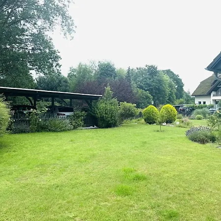 F-1112 01 Strandnah, Garten Apartment Lobbe